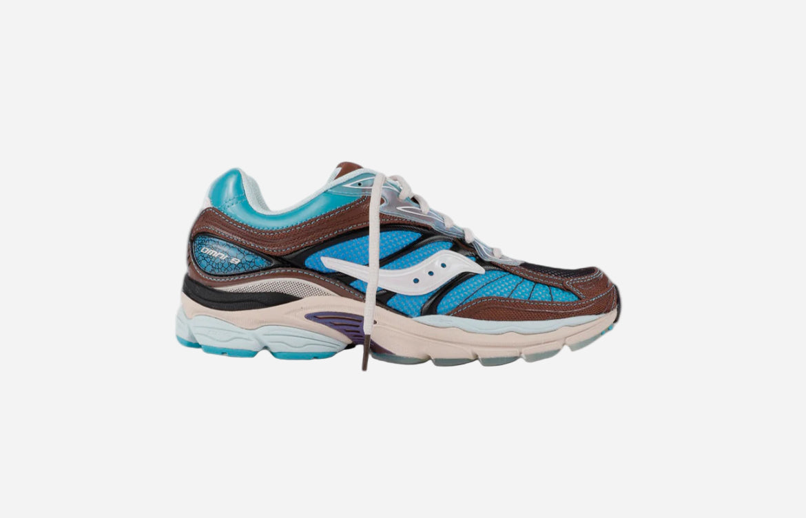 SAUCONY
X FOOTPATROL PROGRID OMNI 9 BLUE BROWN