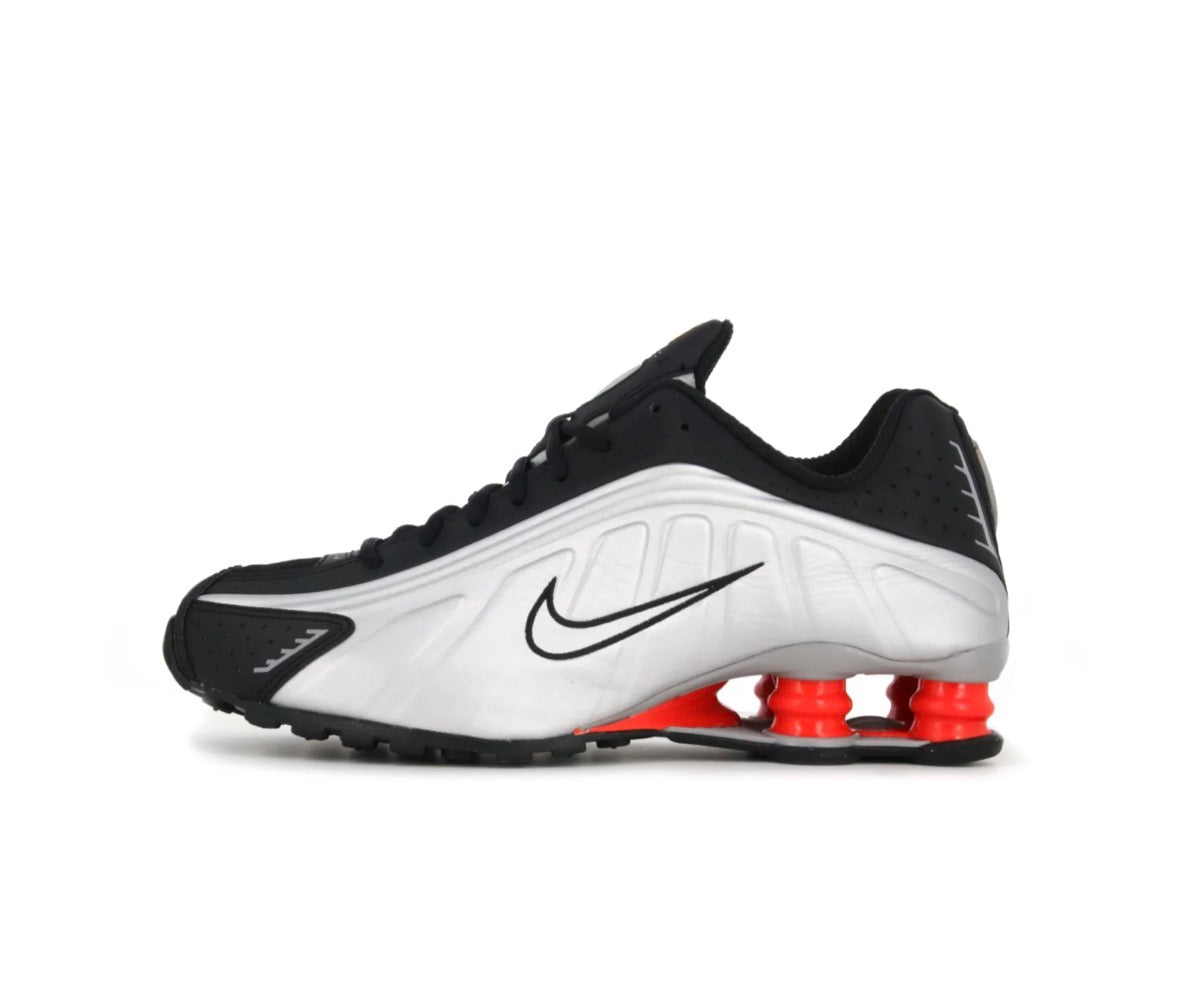 Nike SHOX R4