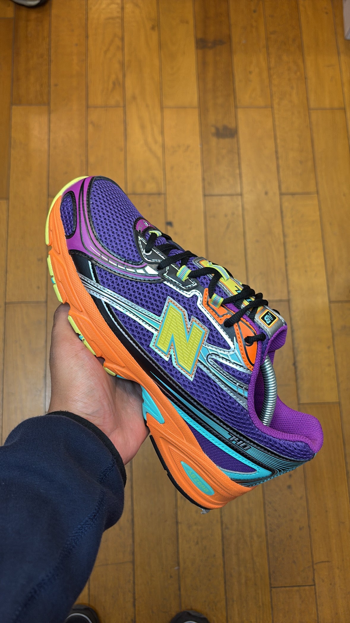 New Balance 740v2 violet/éclat du soleil