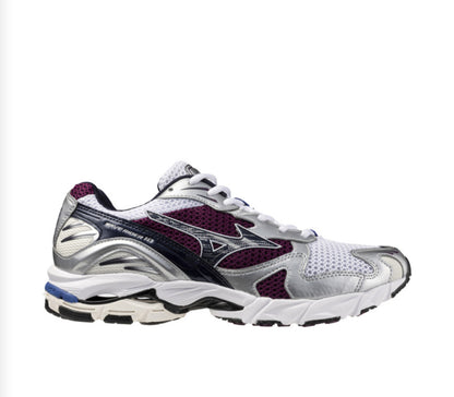 BASKETS MIZUNO WAVE RIDER 10 VIOLETTES ET ARGENTÉES – ALLIANCE DE PERFORMANCE ET D'ESTHÉTIQUE