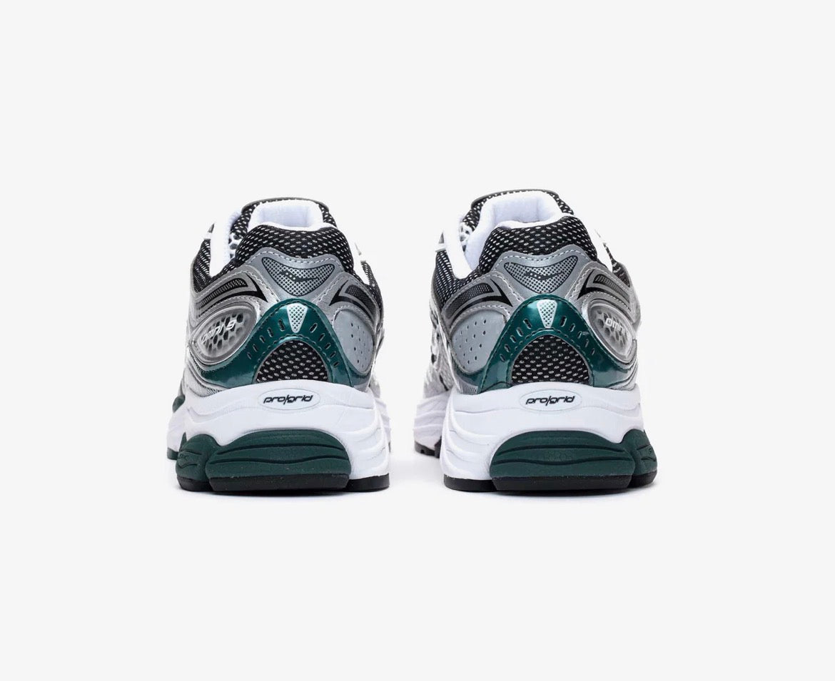 Saucony/pine/green