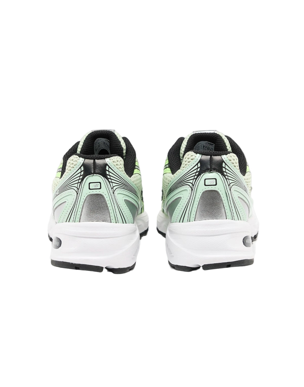 NEW BALANCE
740 Brun Vert Et Multicolore