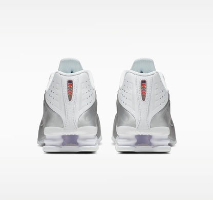 Nike SHOX R4