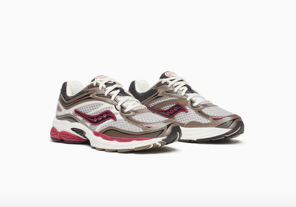 SAUCONY
PROGRID OMNI 9 BROWN RED