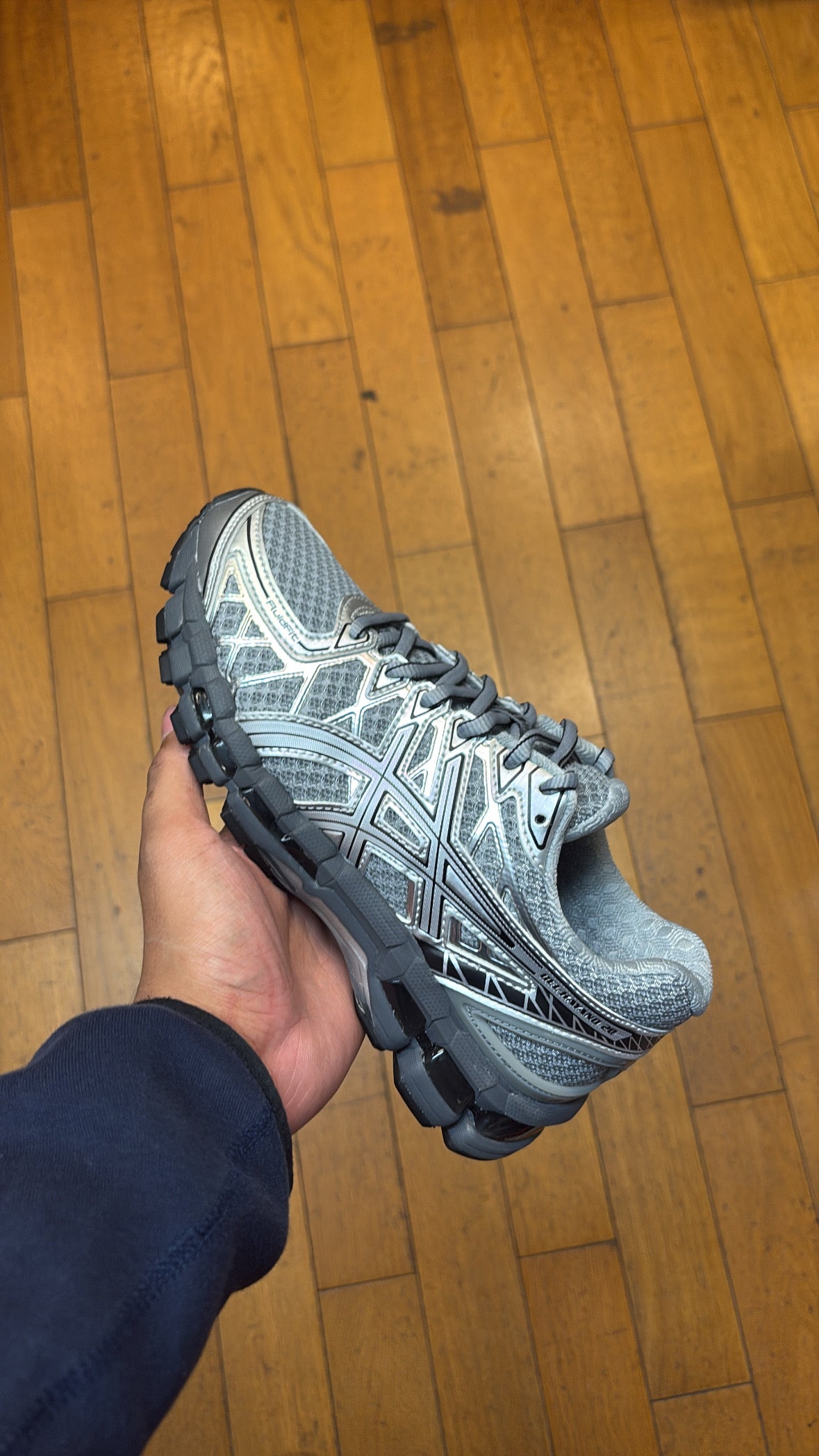 ASICS Gel-Kayano 20 Gravel
Pure Argenté